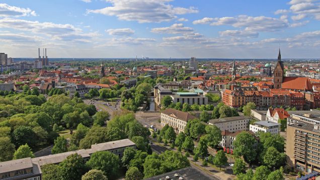 Hannover aus der Vogelperspektive. Quelle: AdobeStock Fotos Die Stadt hannover ist aus der Vogelperspektive zu sehen.