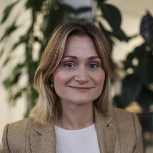 Bernadette Mundthal