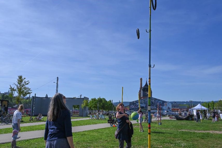 Kulturpark Einweihung. Foto: Paul Müller, Stadtentwicklungsgesellschaft Wiesbaden mbH. Kulturpark Einweihung. Foto: Paul Müller, Stadtentwicklungsgesellschaft Wiesbaden mbH.